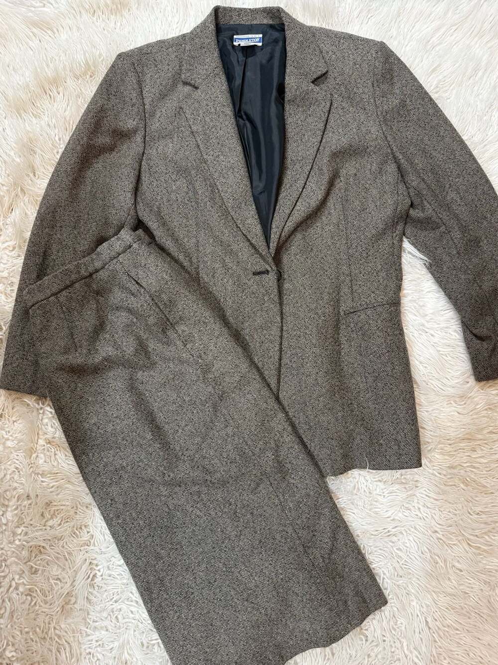 Pendleton 2XL Grey Tweed Wool Suit Jacket Size 16 and Skirt Size 18